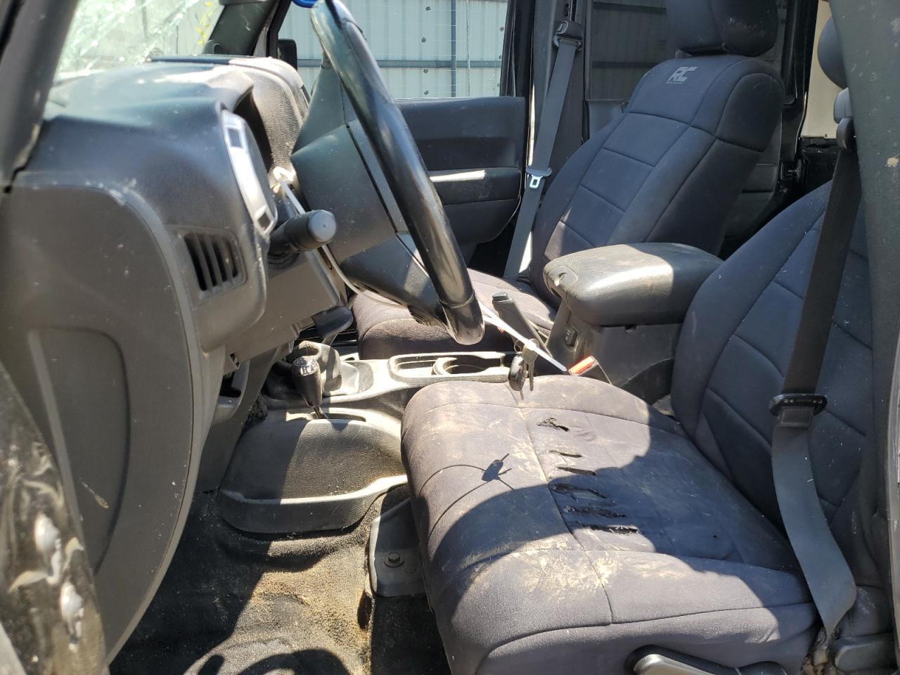 2011 Jeep Wrangler Unlimited Sahara - Фото 7
