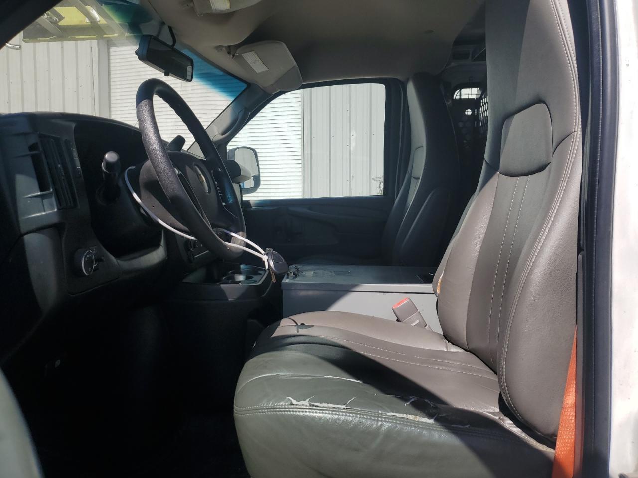 2014 Chevrolet Express G2500 - Фото 7