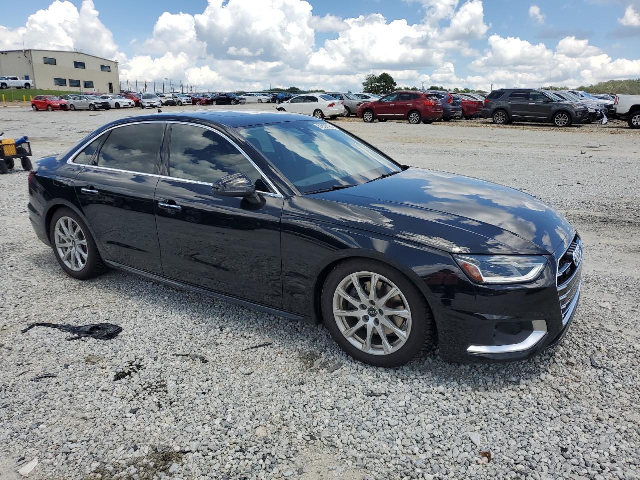 2021 Audi A4 Premium 40 - Фото 4