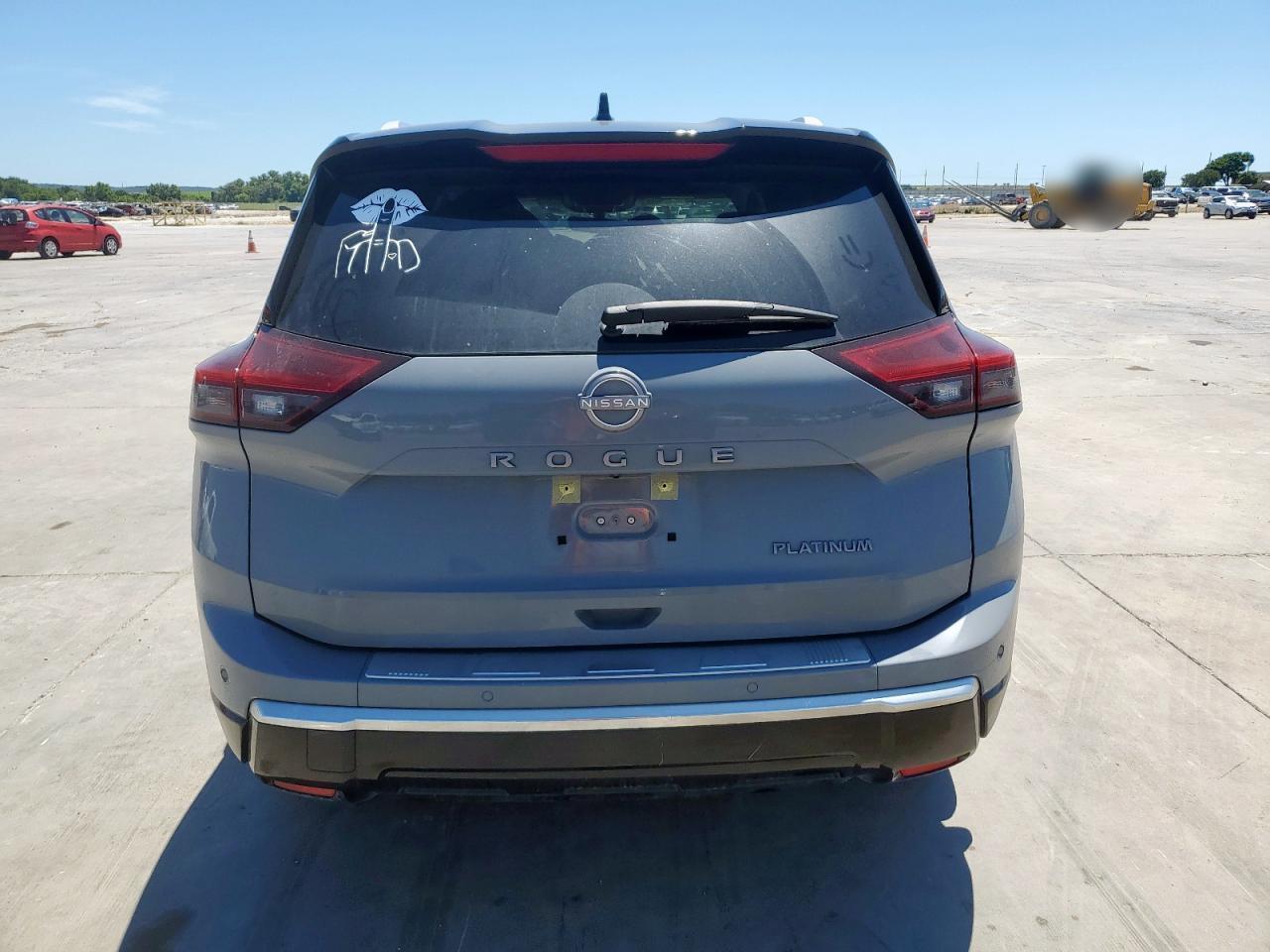 2024 Nissan Rogue Platinum - Фото 6