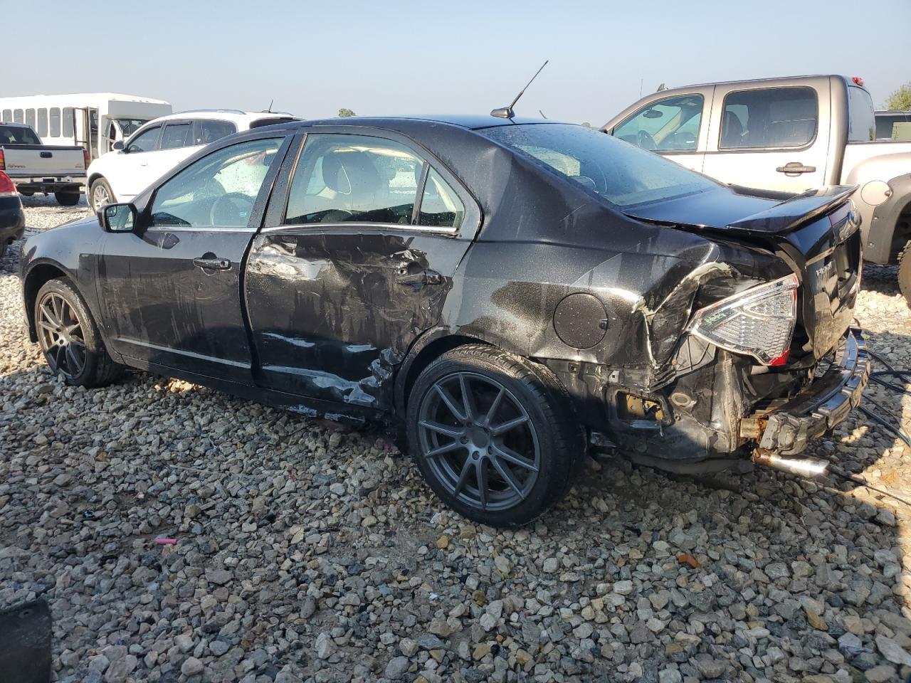 2011 Ford Fusion Se - Фото 2