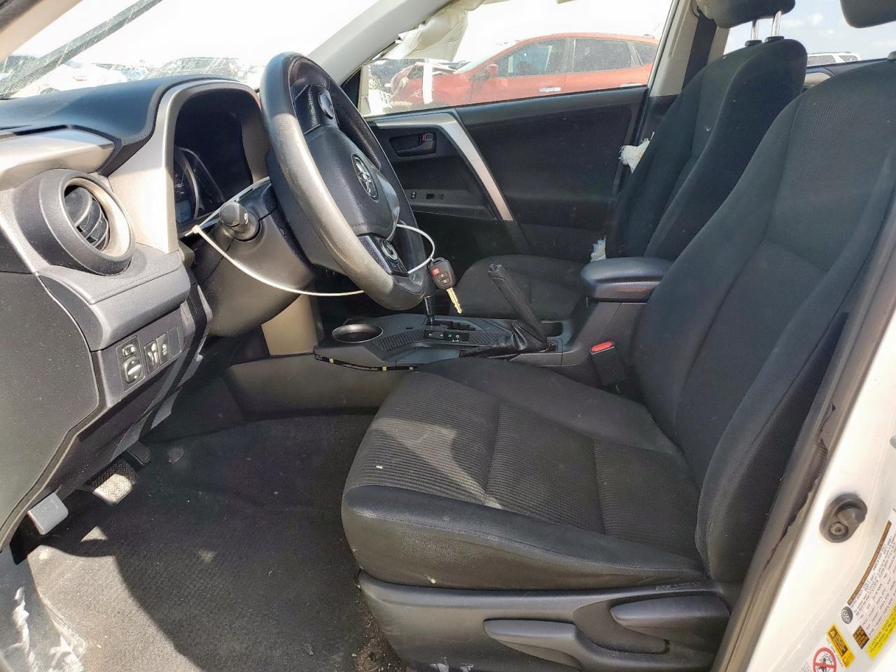 2015 Toyota Rav4 Le - Фото 7