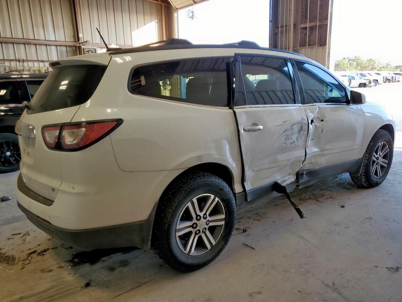 2017 Chevrolet Traverse Lt - Фото 3