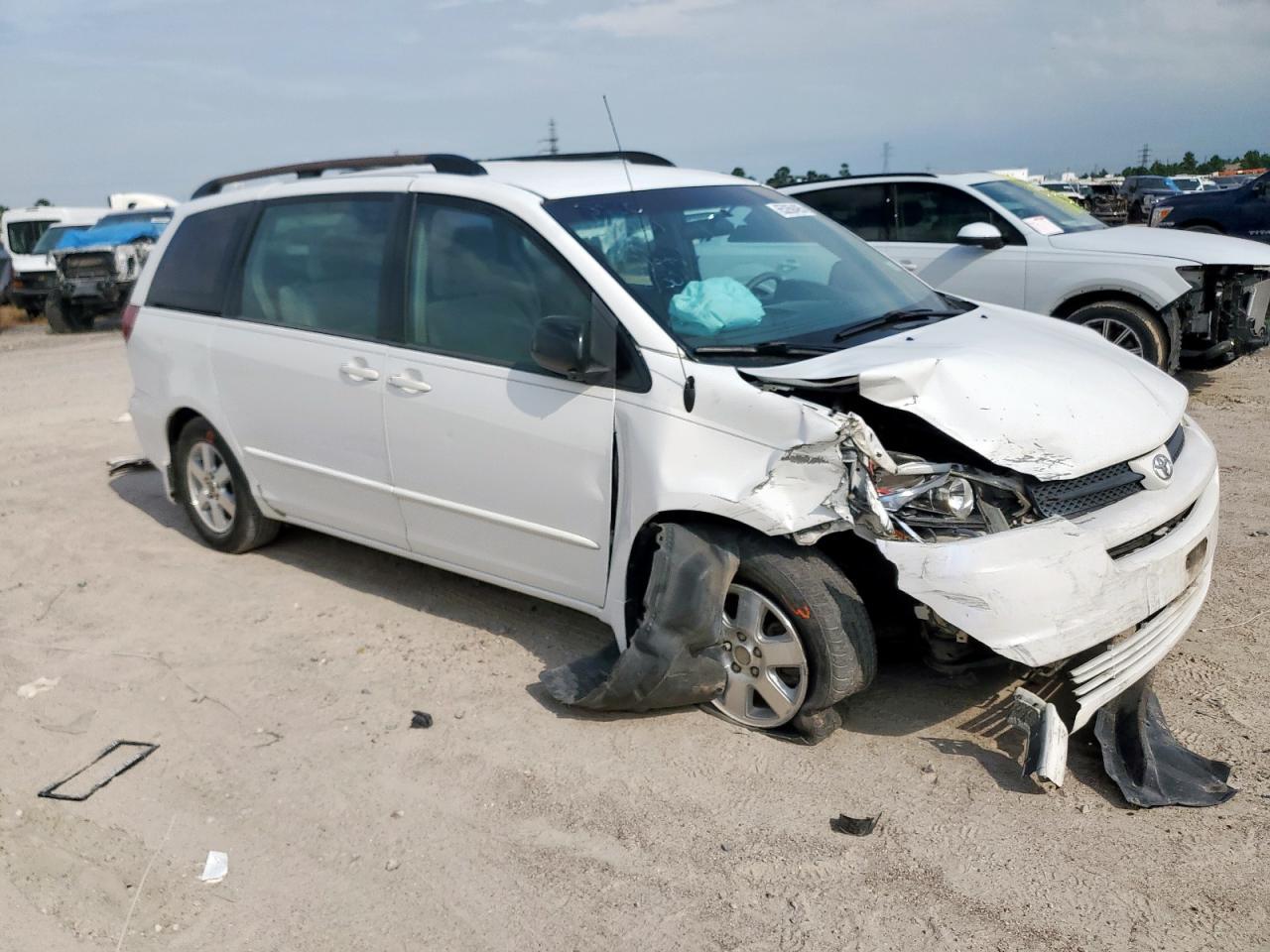 2005 Toyota Sienna Ce - Фото 4