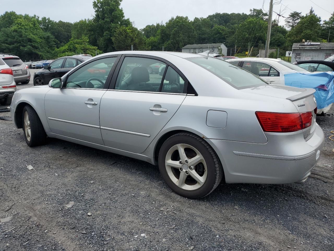 2009 Hyundai Sonata Se - Image 2