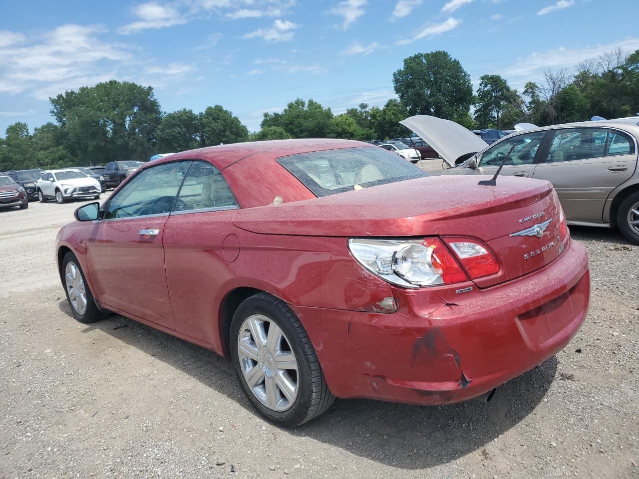 2010 Chrysler Sebring Limited - Image 2