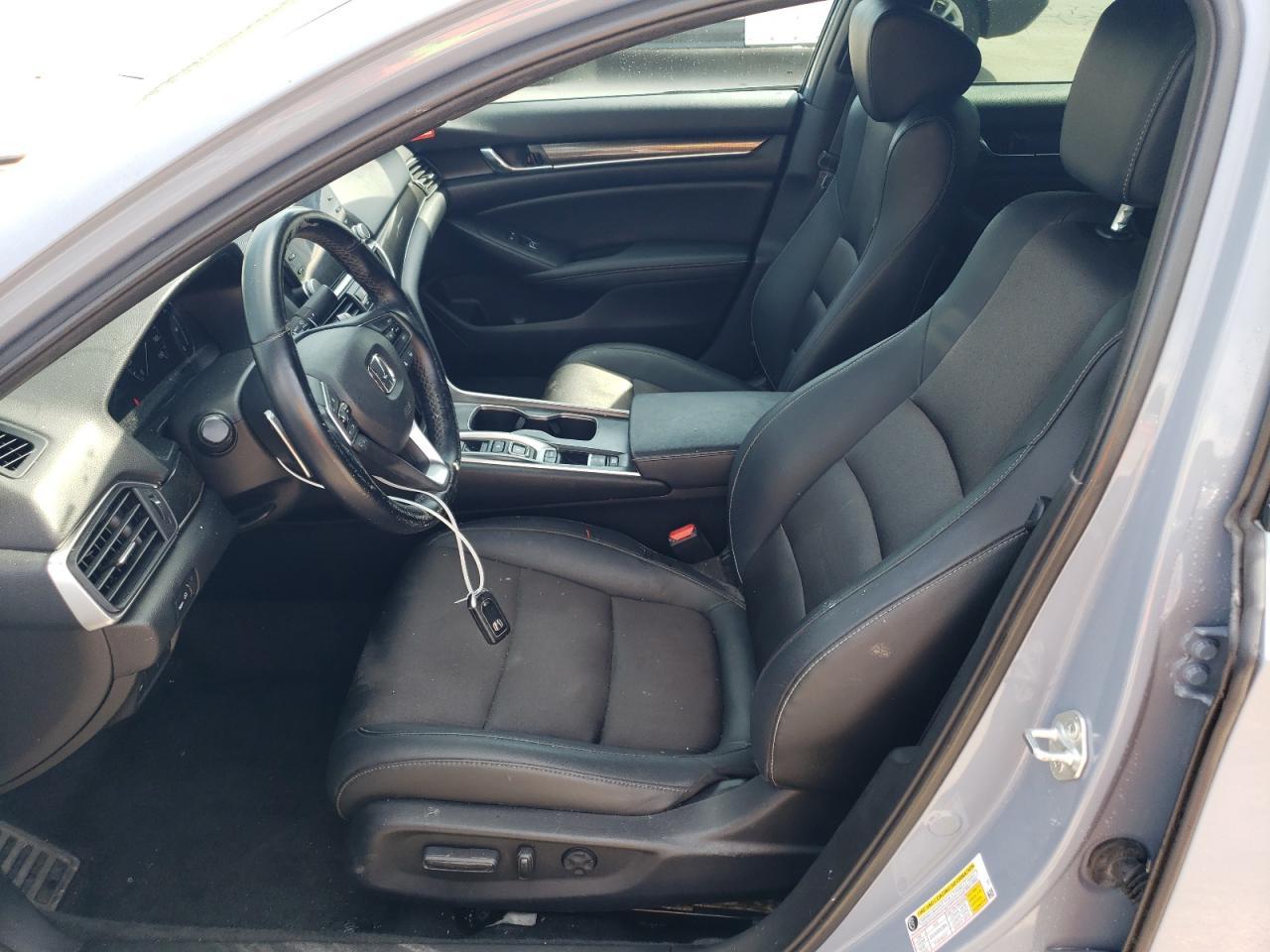 2022 Honda Accord Sport - Image 7