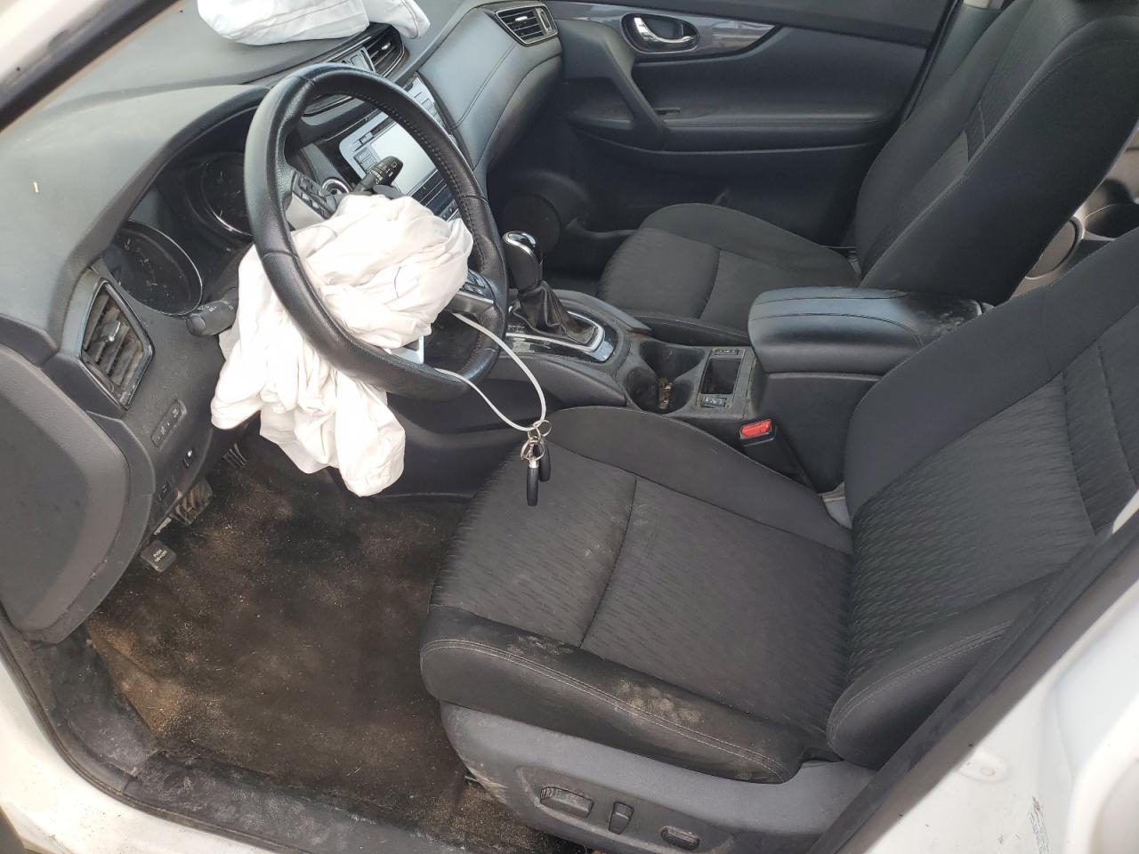 2019 Nissan Rogue S - Image 7