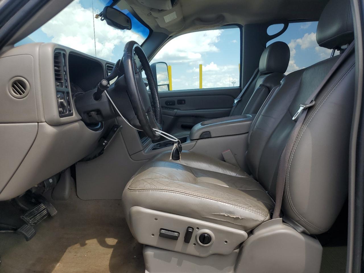 2007 Chevrolet Silverado K3500 - Image 7