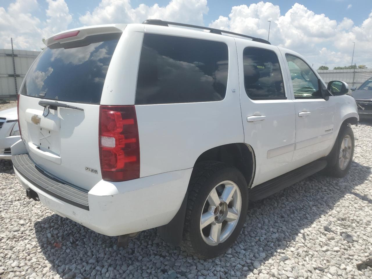 2007 Chevrolet Tahoe K1500 - Image 3