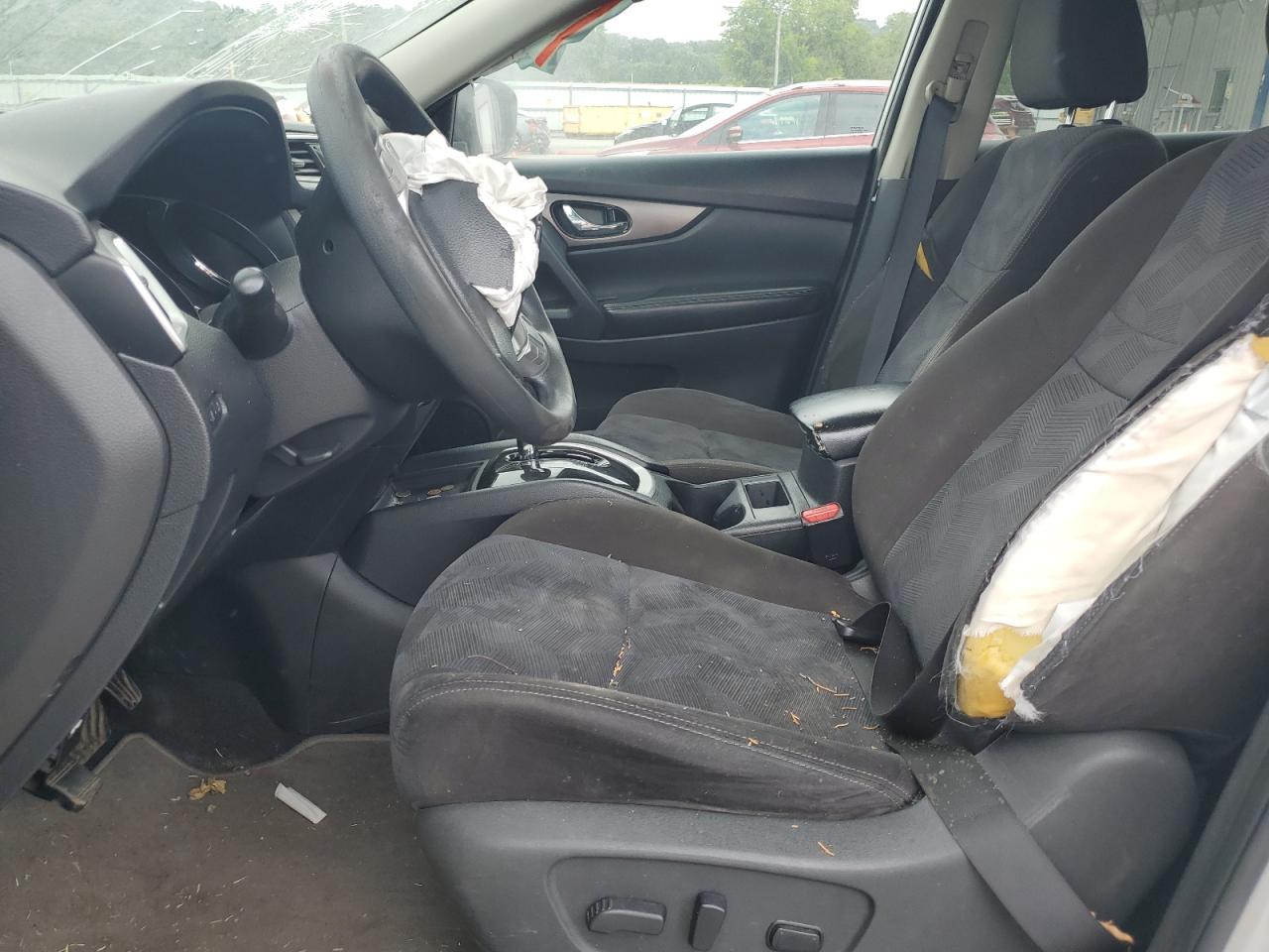 2015 Nissan Rogue S - Фото 7