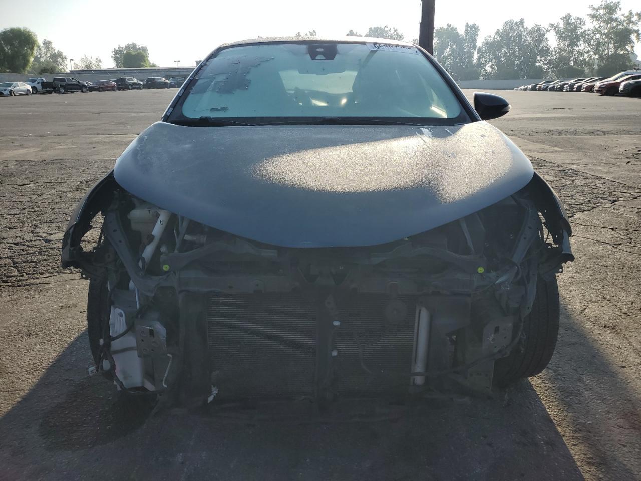 2018 Toyota C-Hr Xle - Image 5