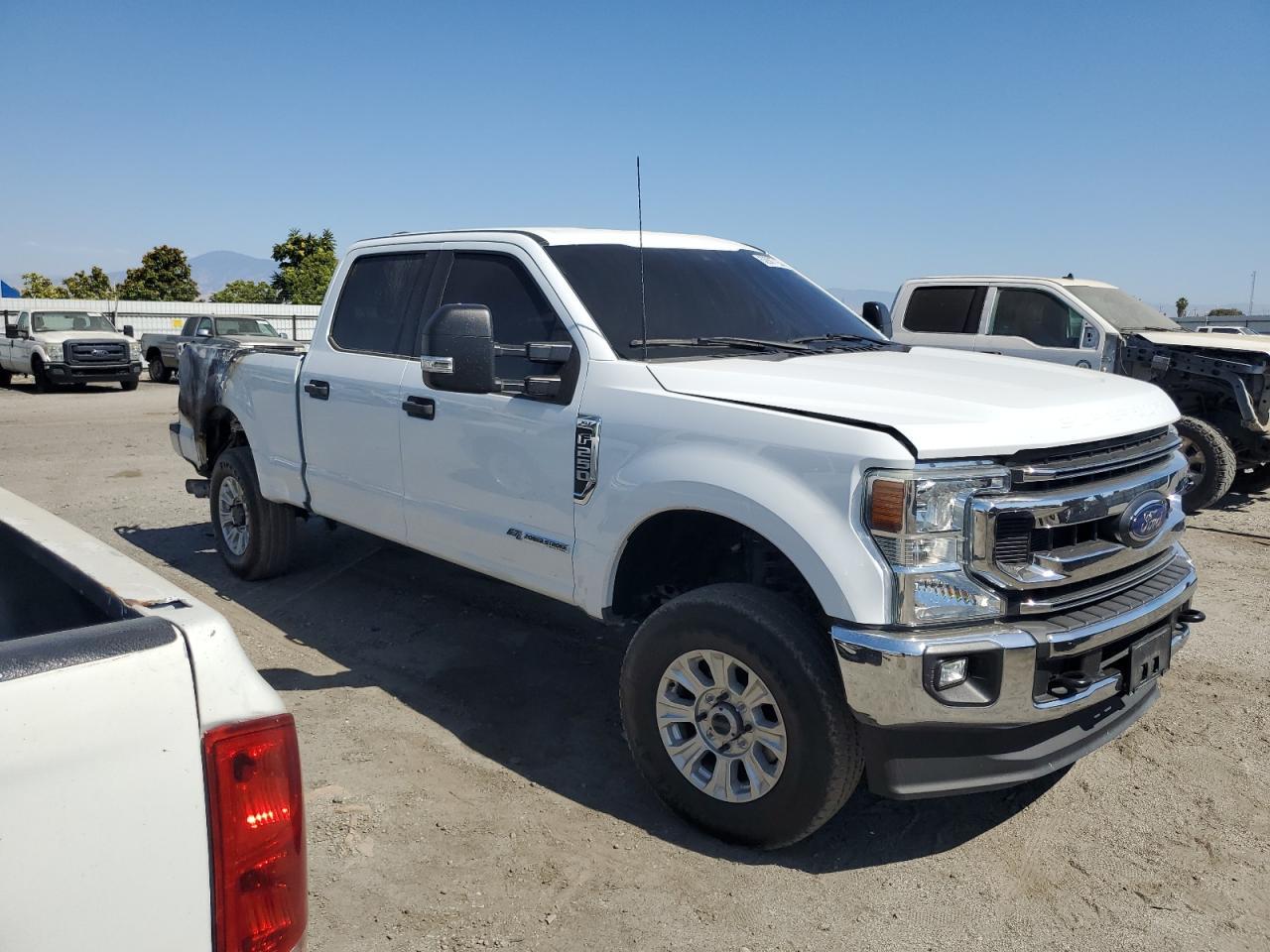 2022 Ford F250 Super Duty - Image 4