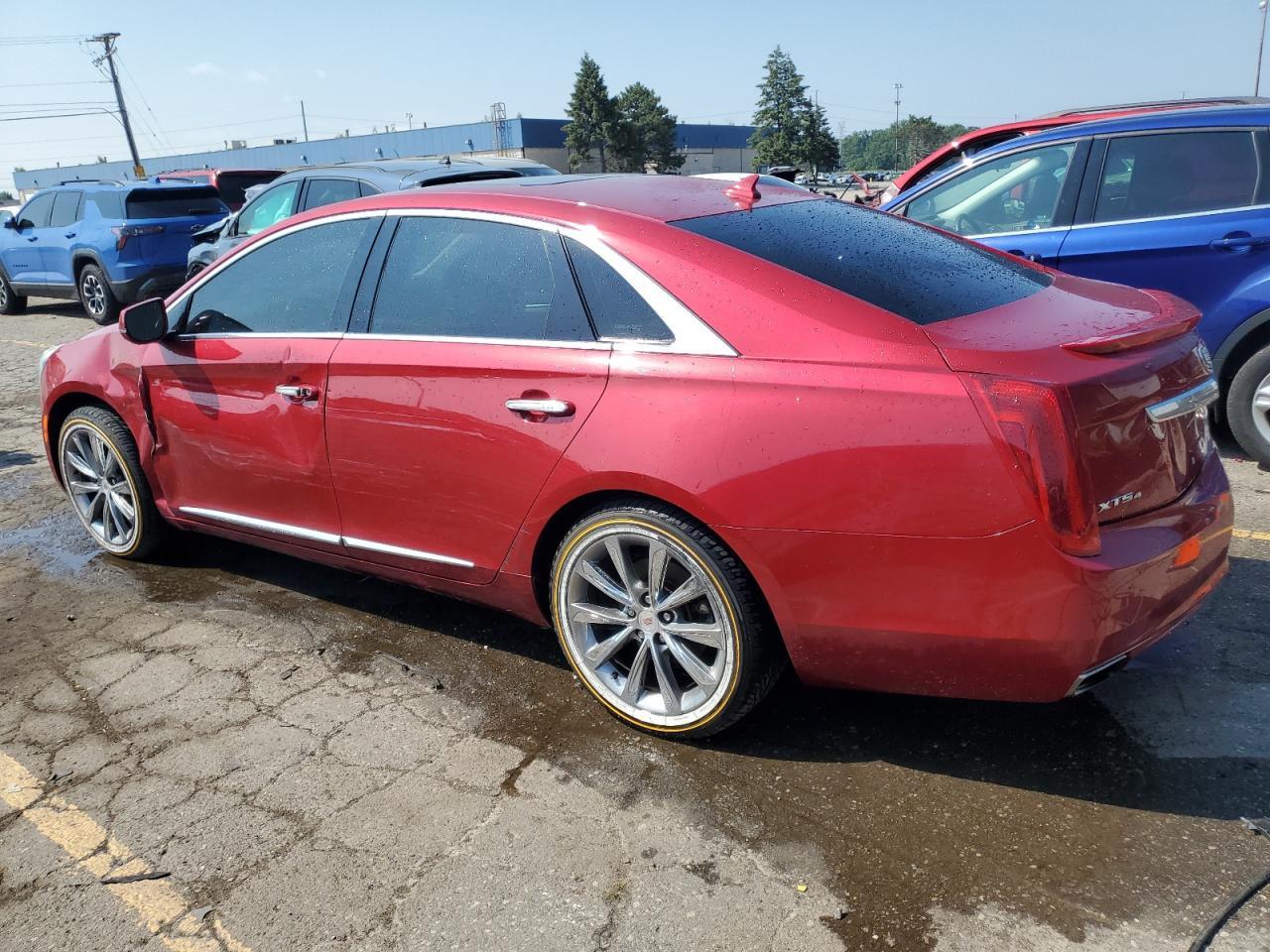 2013 Cadillac Xts Luxury Collection - Image 2