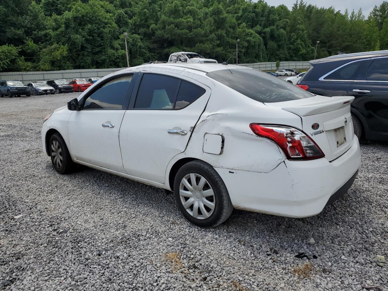 2018 Nissan Versa S - Фото 2