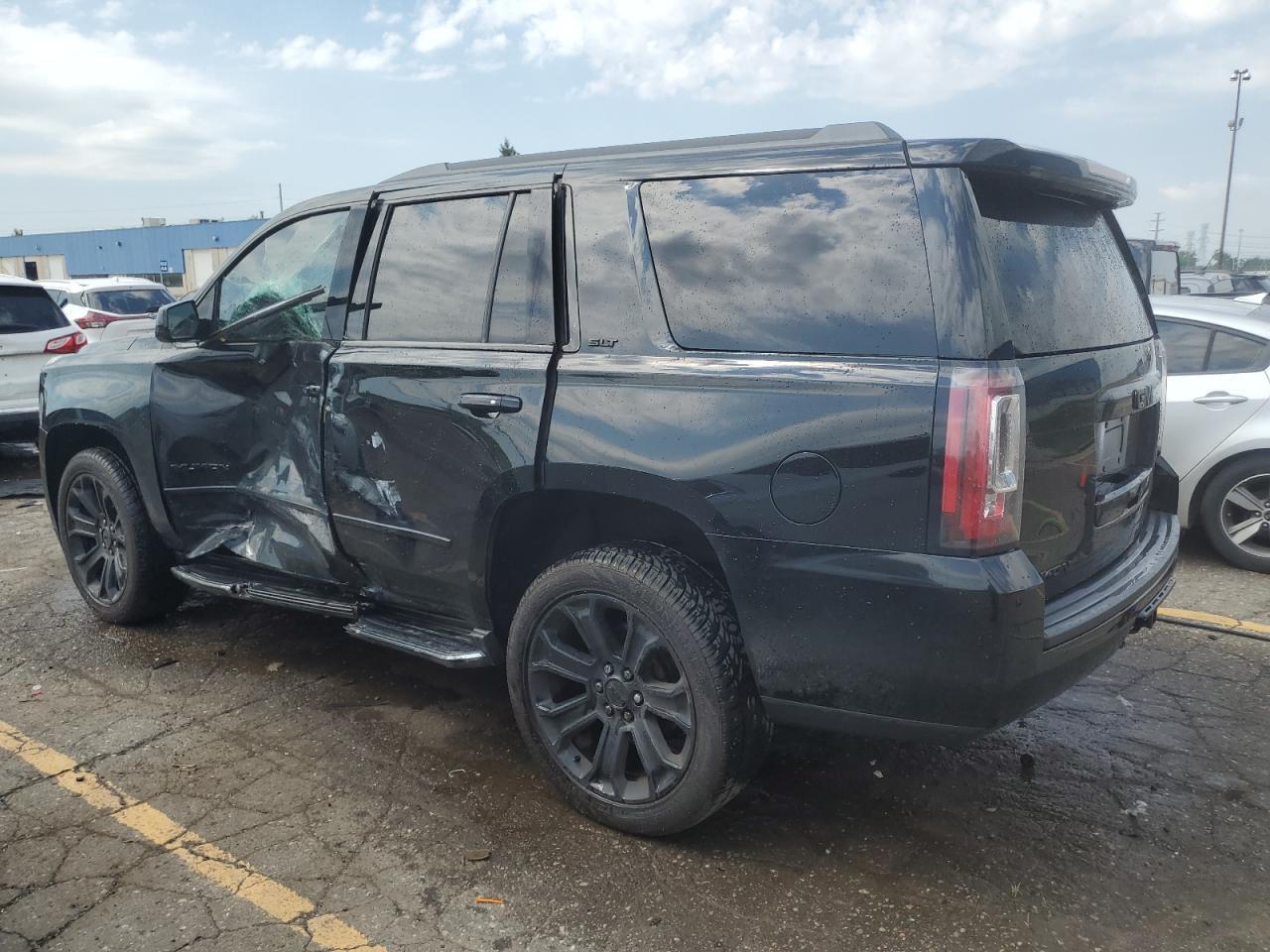 2015 GMC Yukon Slt - Image 2