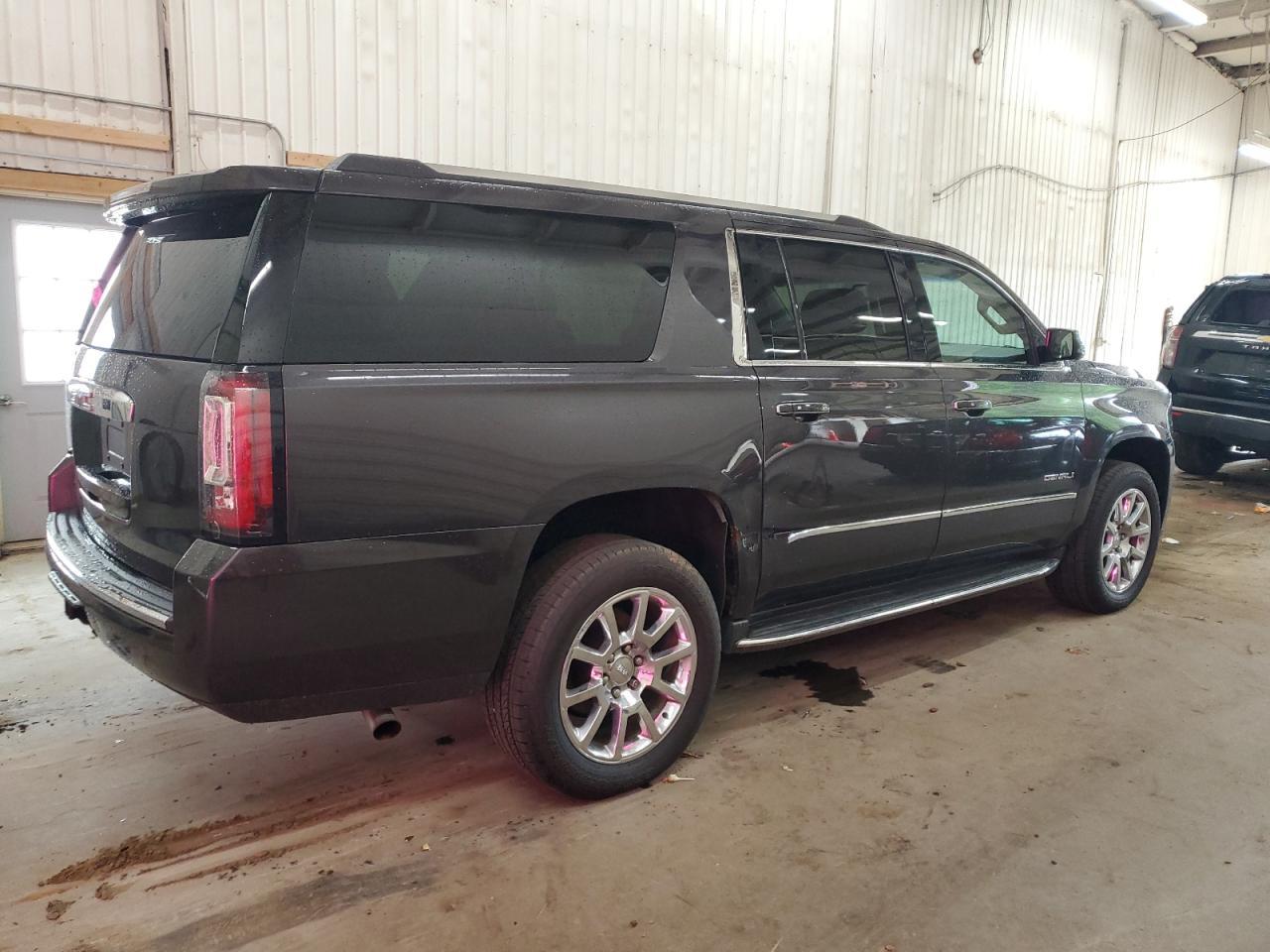 2015 GMC Yukon Xl Denali - Image 3