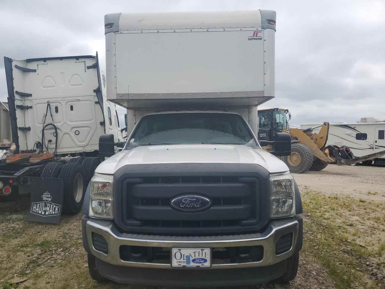 2015 Ford F450 Super Duty - Image 5
