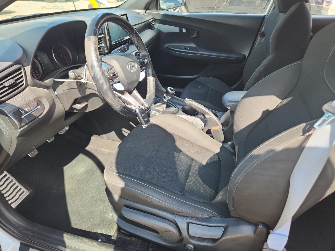 2020 Hyundai Veloster N - Image 7