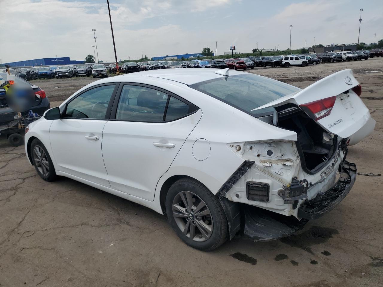 2018 Hyundai Elantra Sel - Фото 2