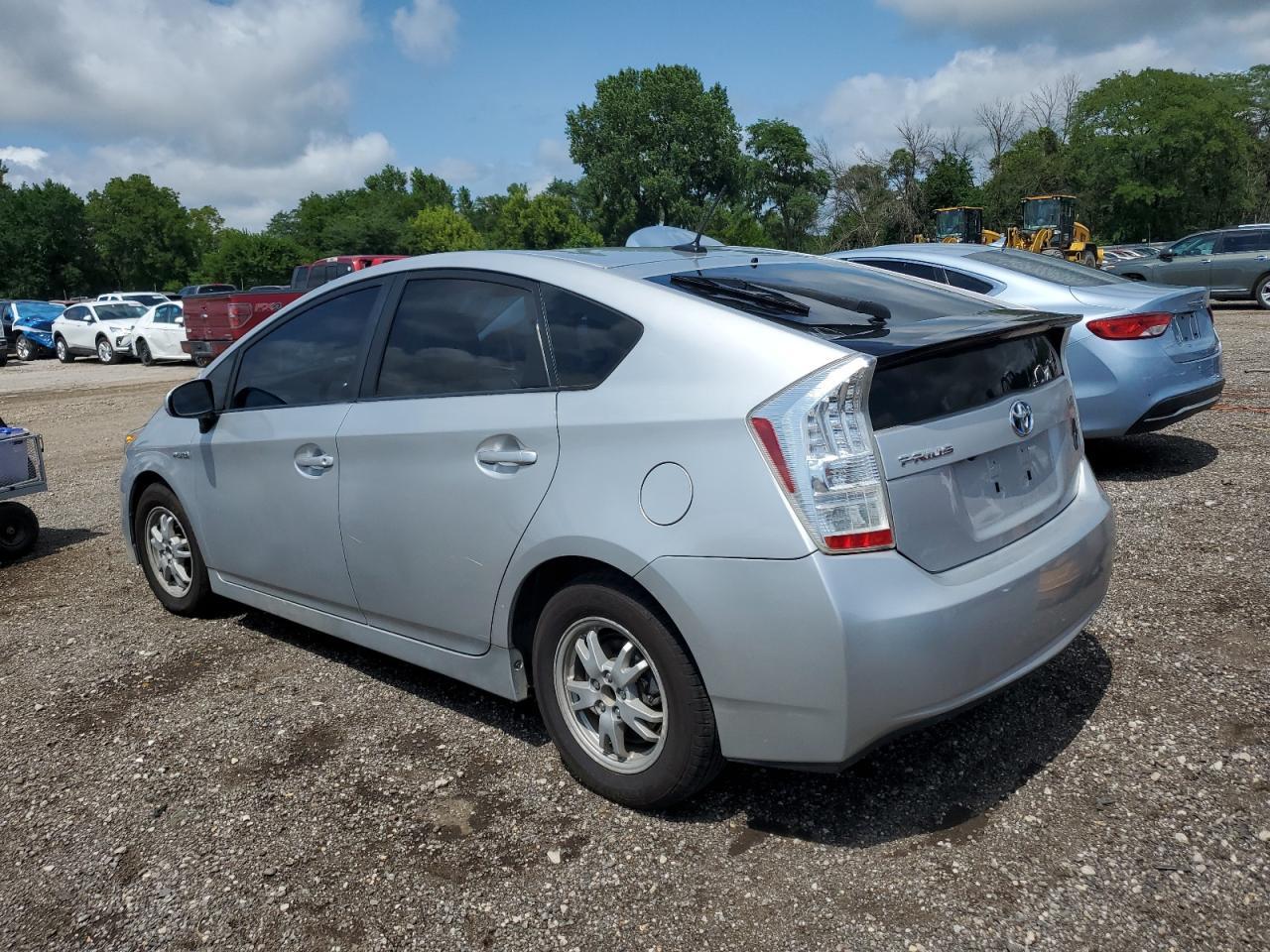 2010 Toyota Prius - Фото 2