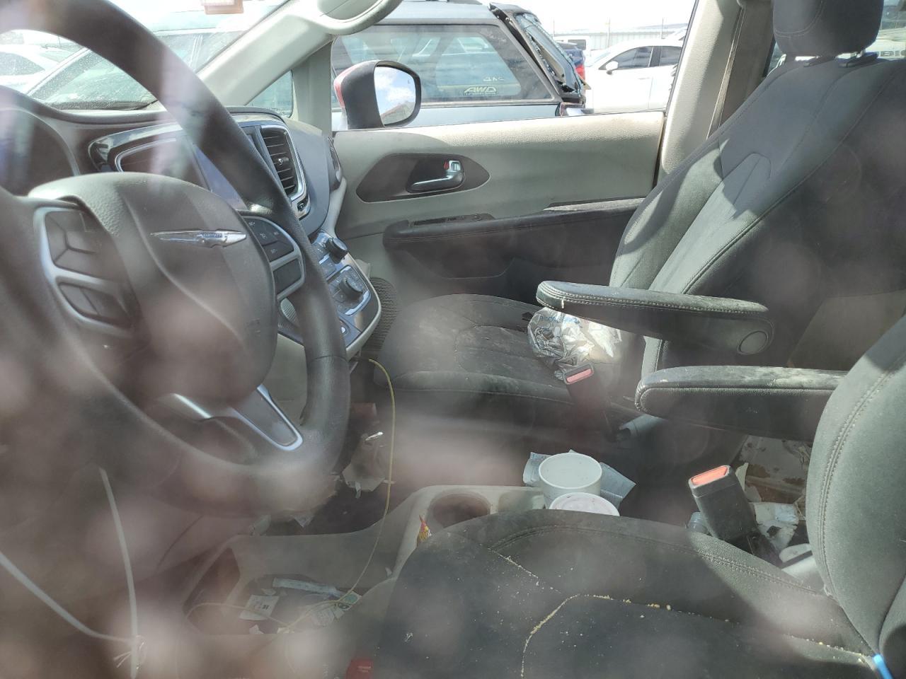 2019 Chrysler Pacifica Lx - Image 7