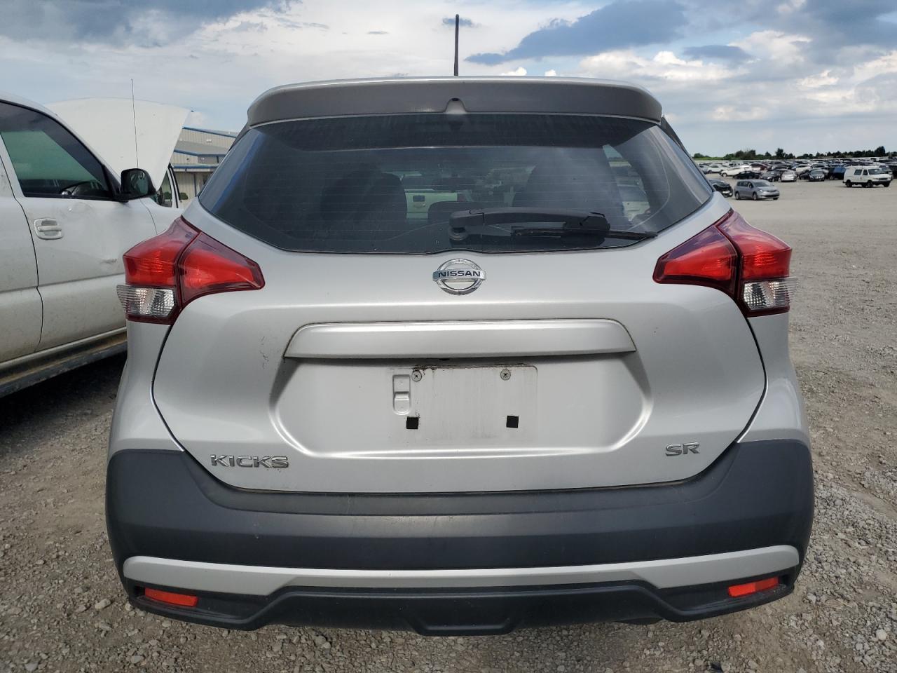 2019 Nissan Kicks S - Фото 6