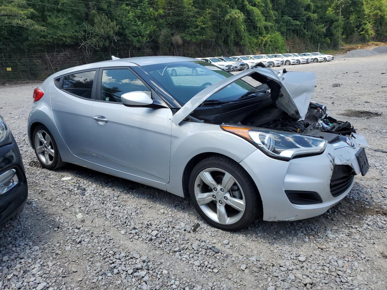 2015 Hyundai Veloster - Фото 4