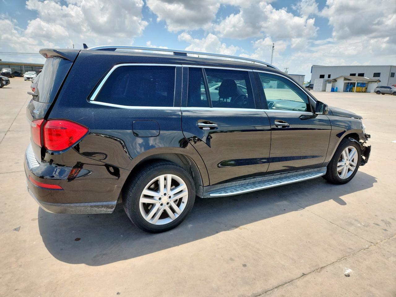 2014 Mercedes-Benz Gl 450 4Matic - Image 3