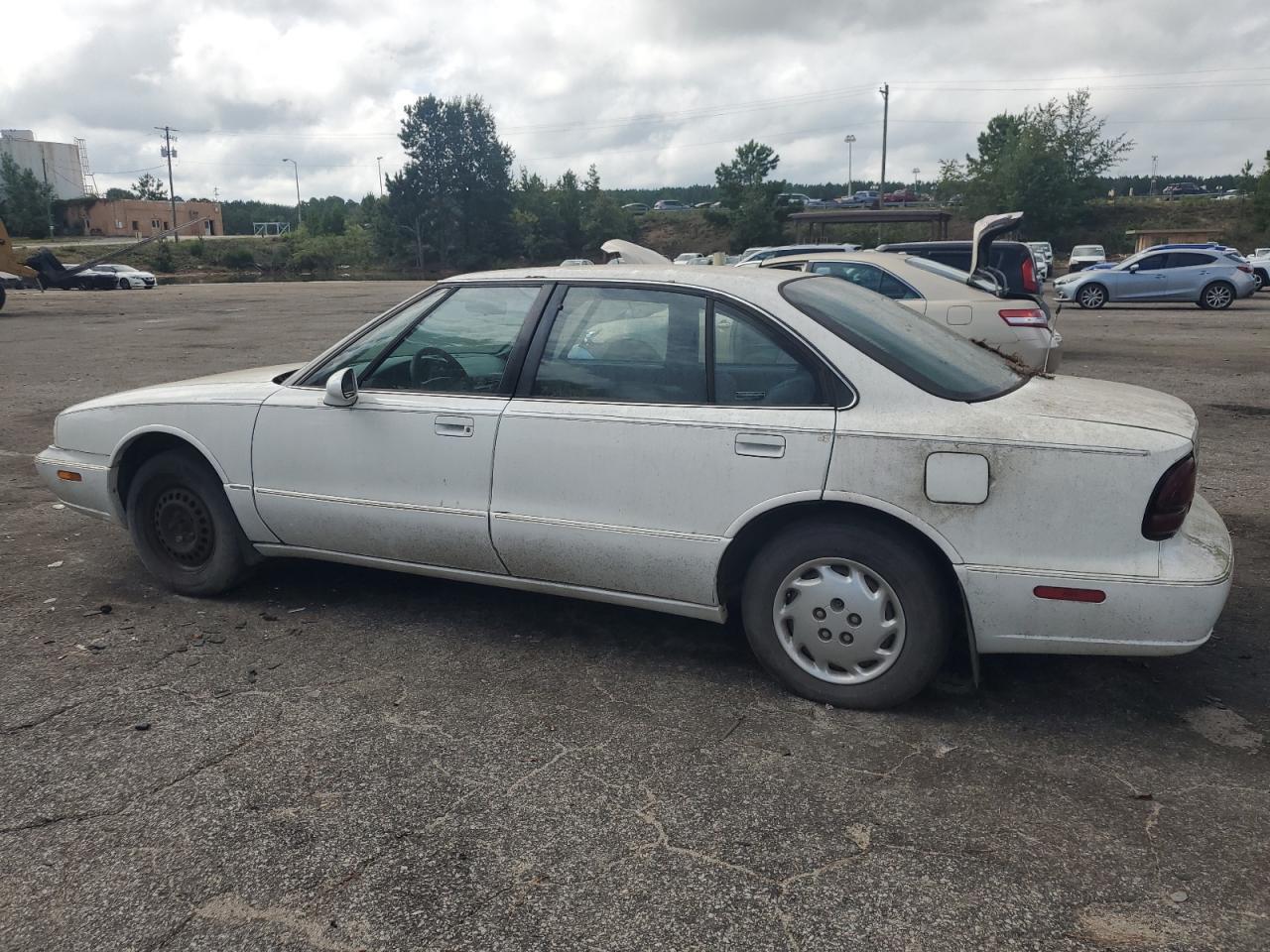 1999 Olds 88 - Фото 2