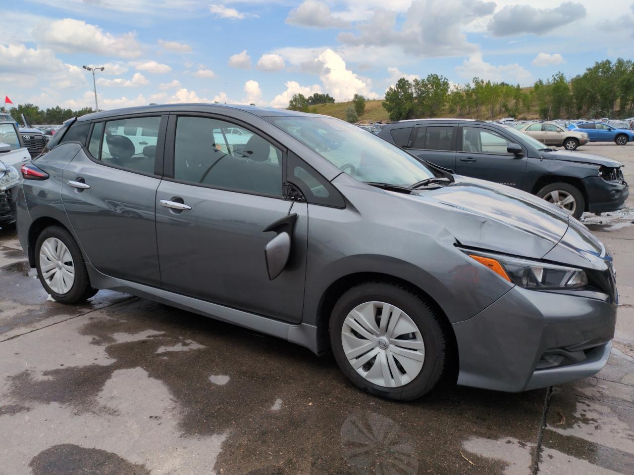 2025 Nissan Leaf S - Фото 4
