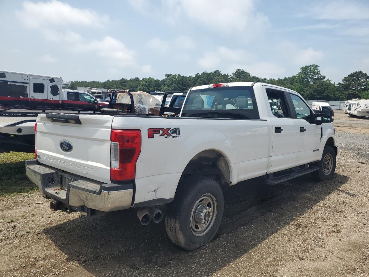 2019 Ford F350 Super Duty - Image 3