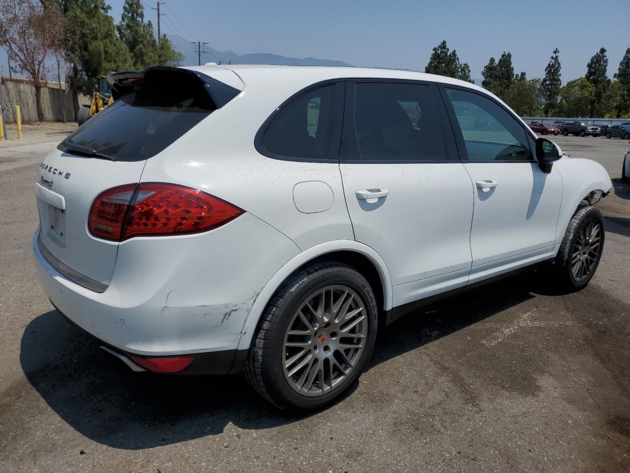 2014 Porsche Cayenne S - Фото 3