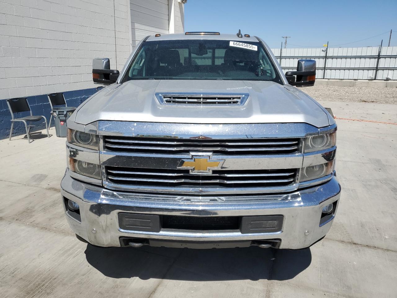 2019 Chevrolet Silverado K3500 Ltz - Image 5