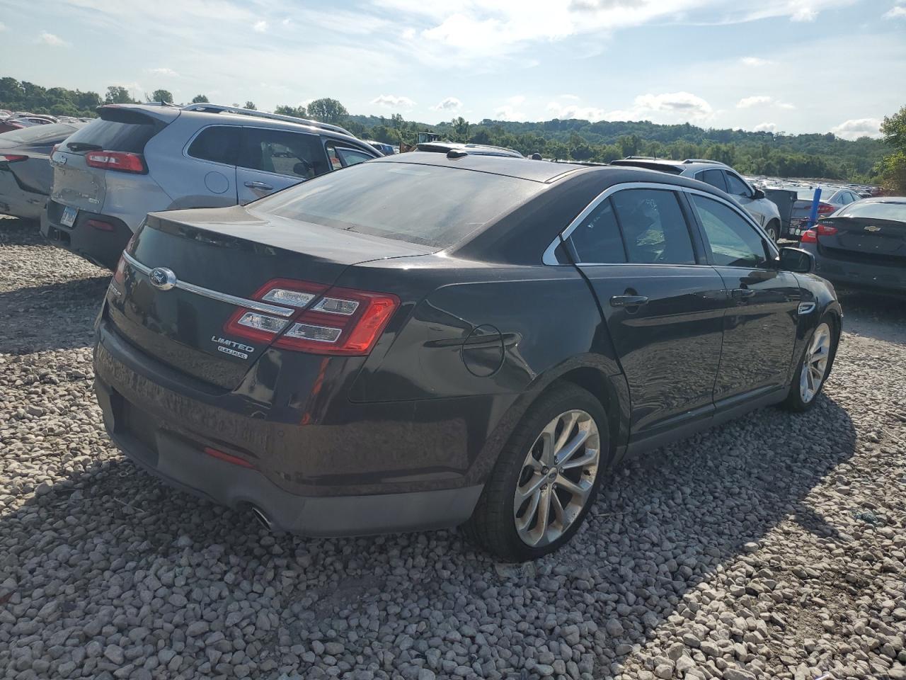 2013 Ford Taurus Limited - Фото 3