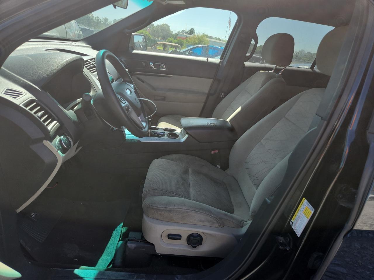 2014 Ford Explorer - Image 7