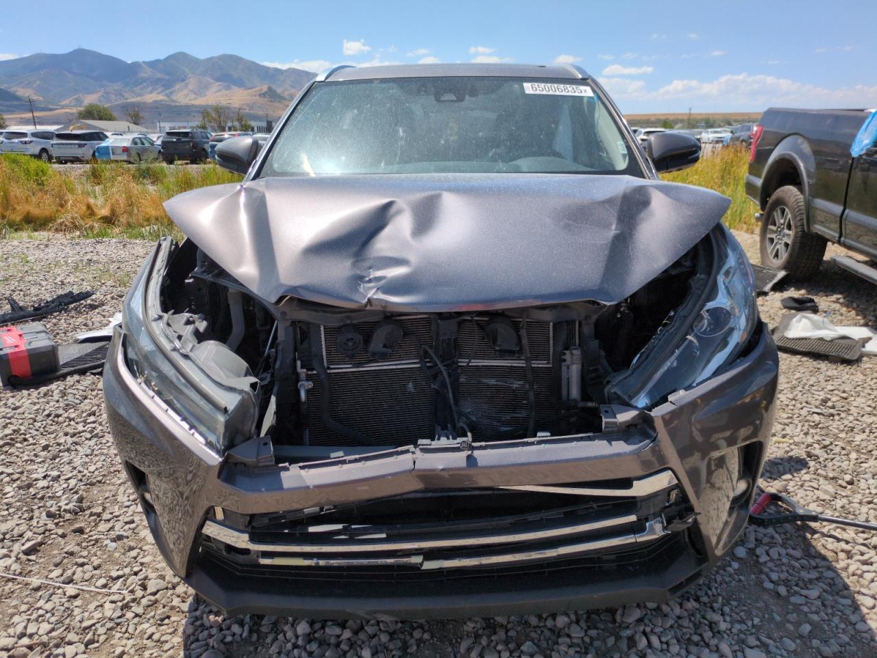 2019 Toyota Highlander Hybrid Limited - Фото 5