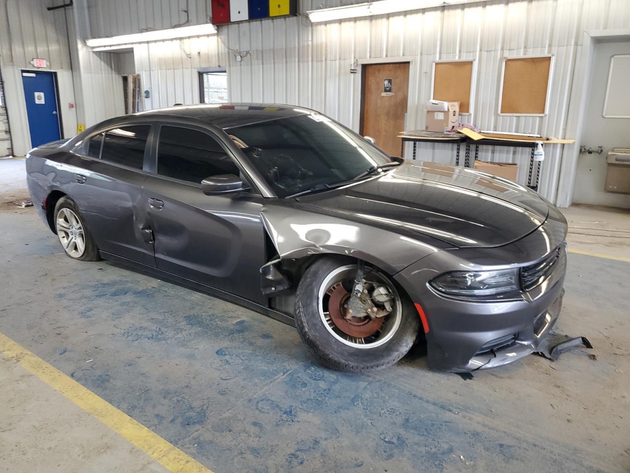 2021 Dodge Charger Sxt - Фото 4