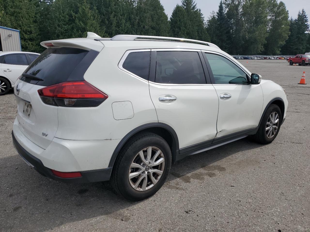 2017 Nissan Rogue S - Фото 3