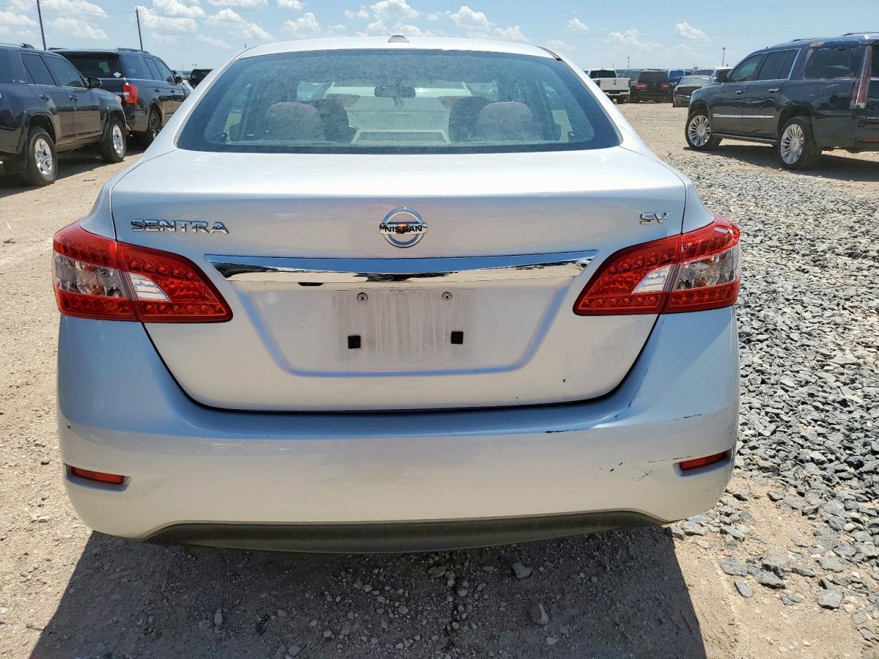2015 Nissan Sentra S - Image 6
