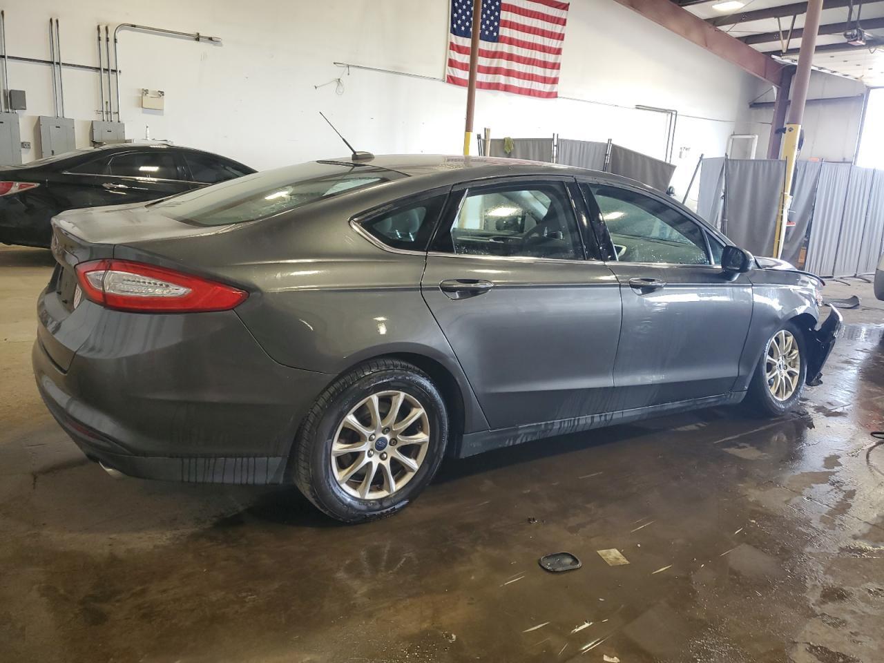 2016 Ford Fusion S - Фото 3