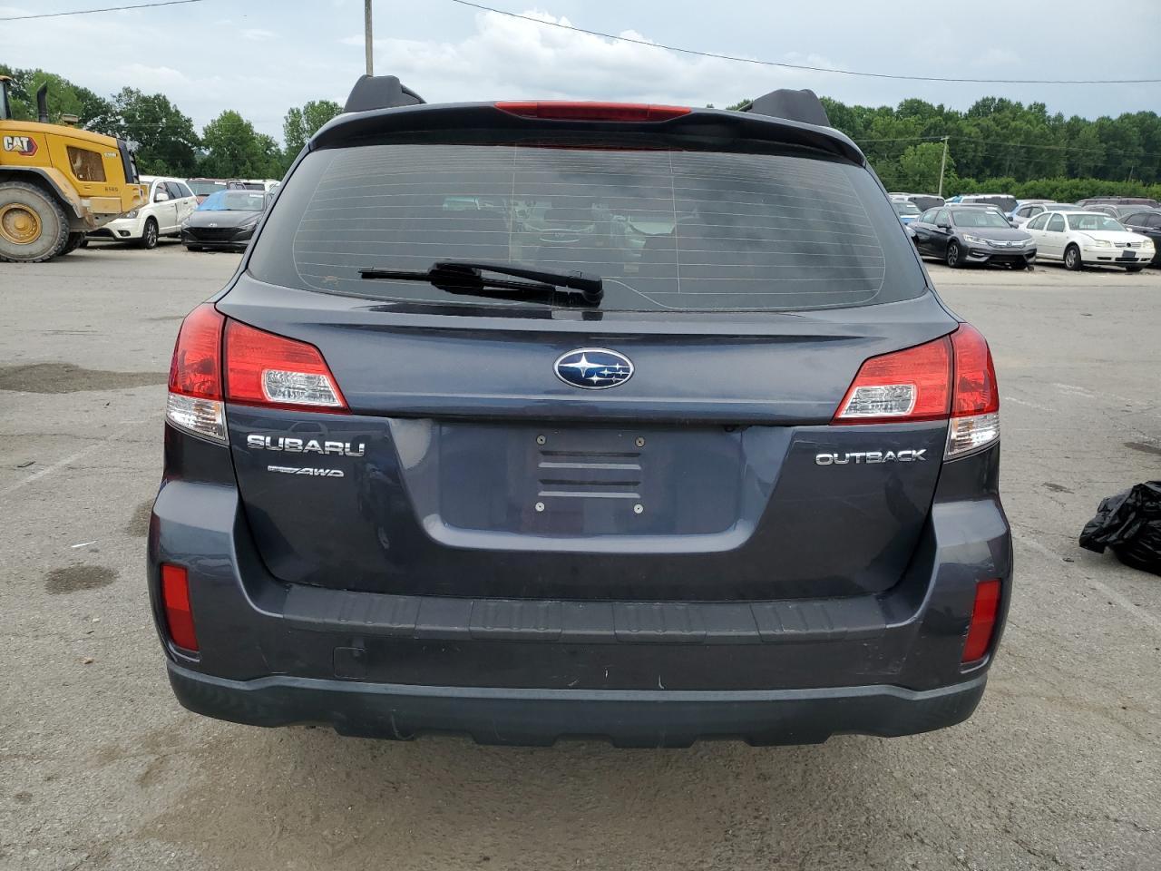 2012 Subaru Outback 2.5I - Image 6