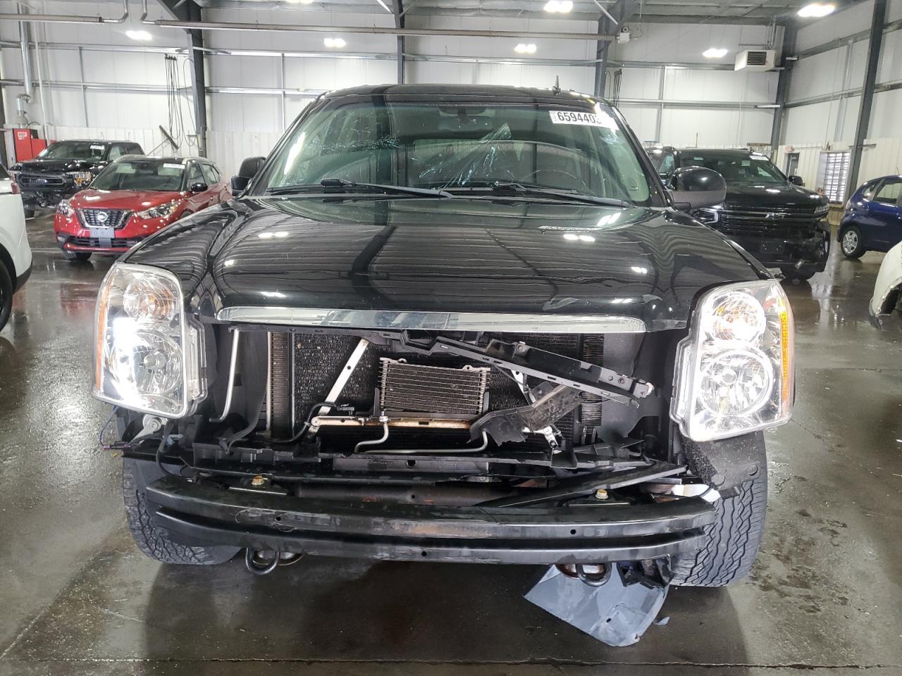 2010 GMC Yukon Denali - Фото 5