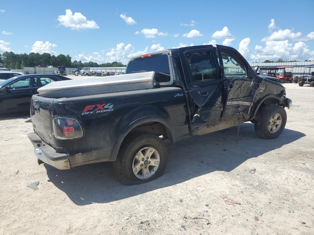 2003 Ford F150 Supercrew - Image 3