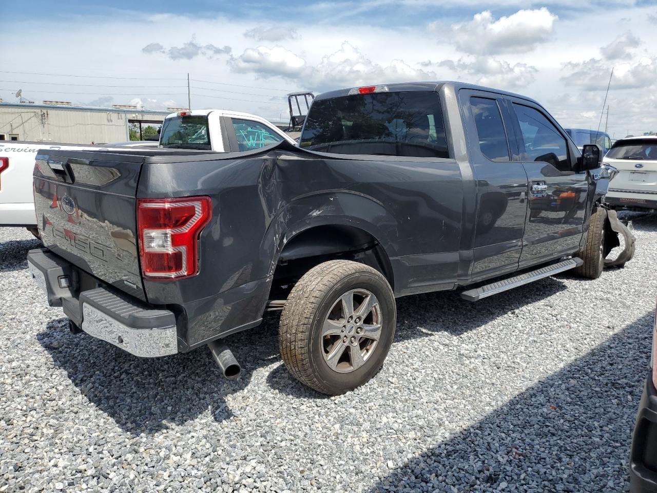 2018 Ford F150 Super Cab - Image 3