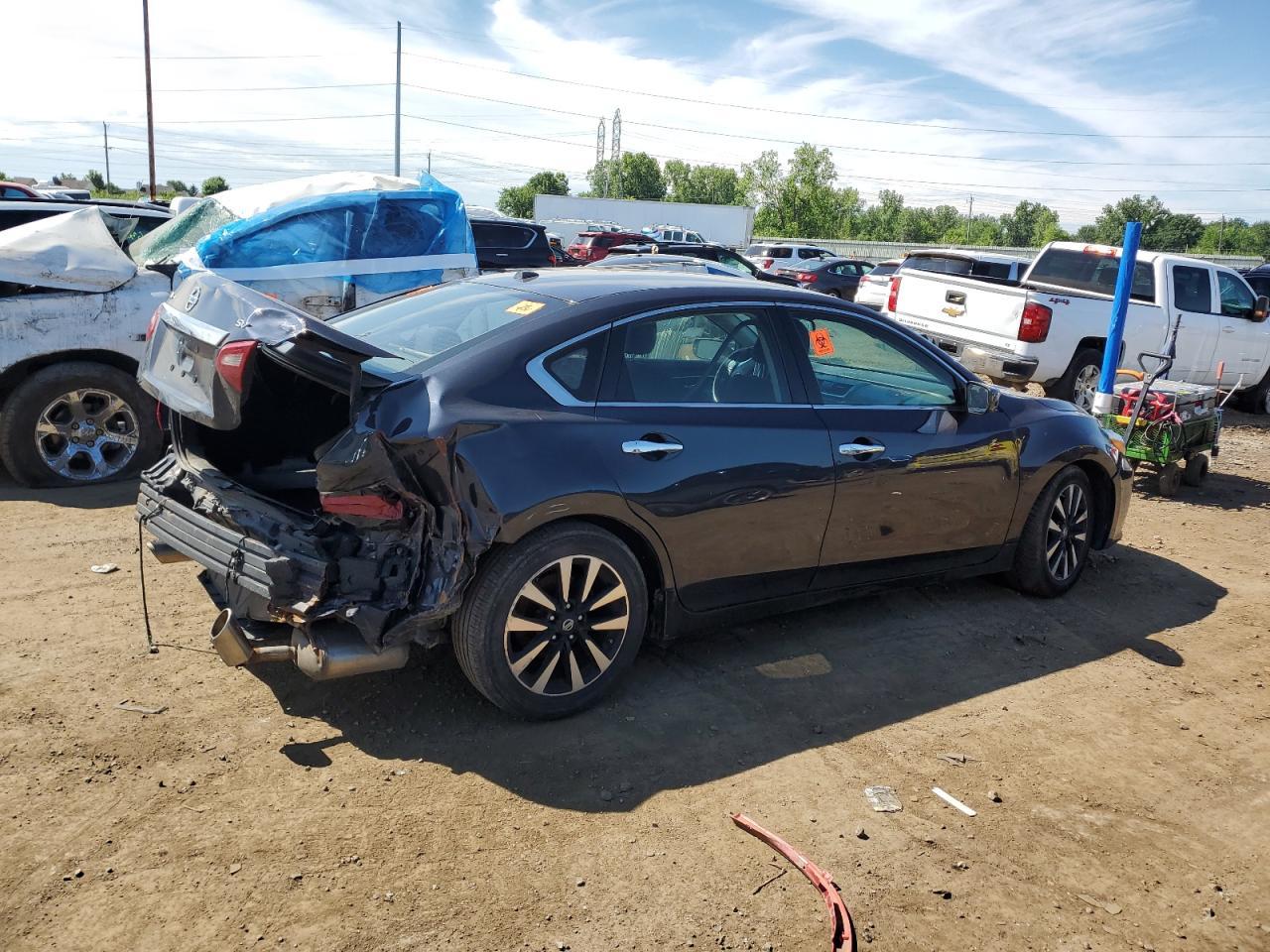 2018 Nissan Altima 2.5 - Image 3