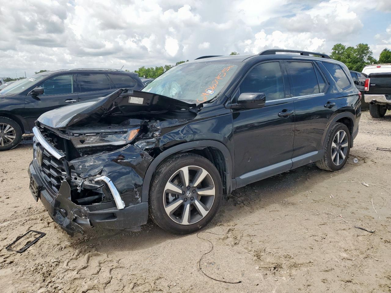 2025 Honda Pilot Touring