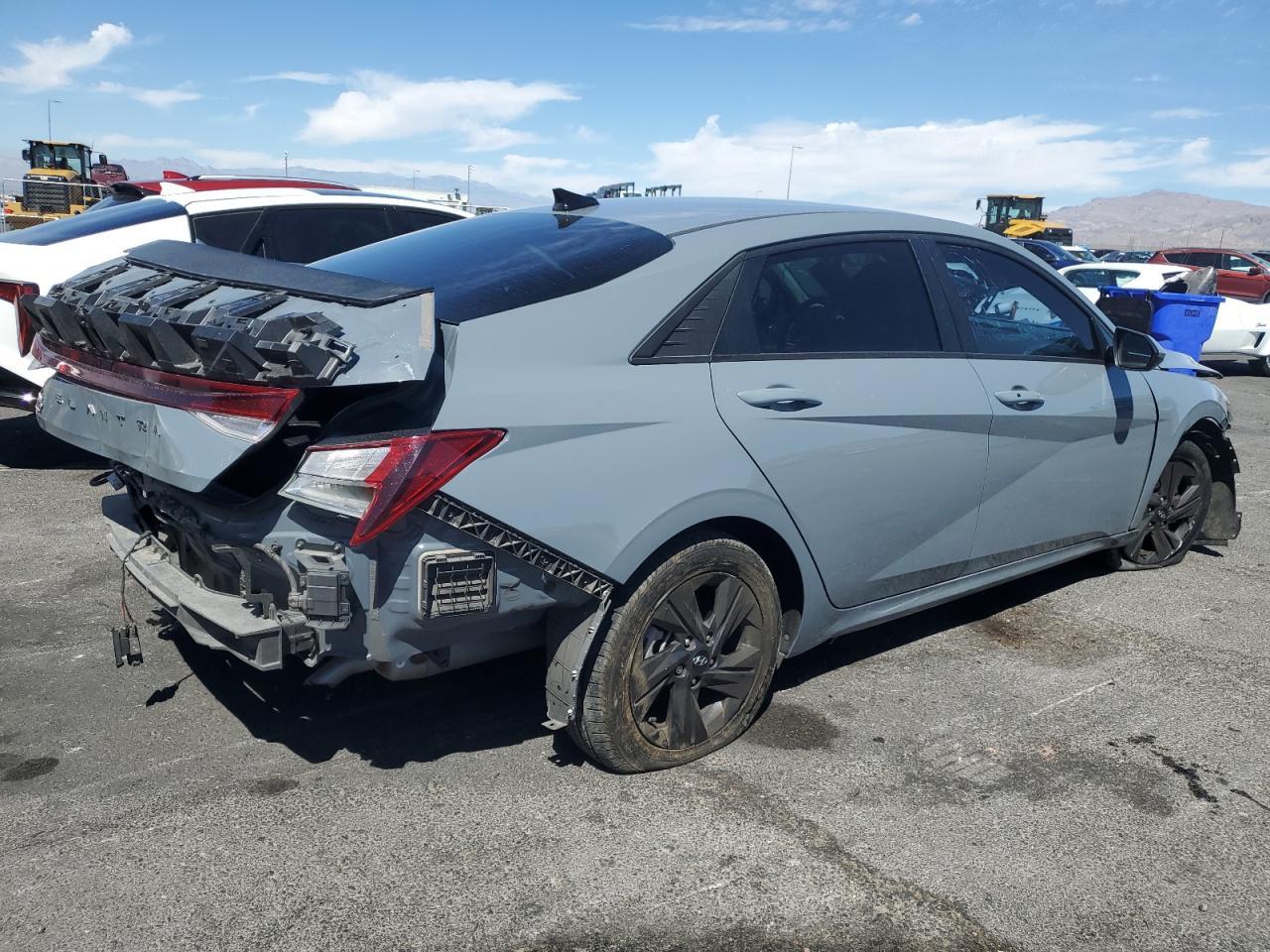 2021 Hyundai Elantra Sel - Фото 3