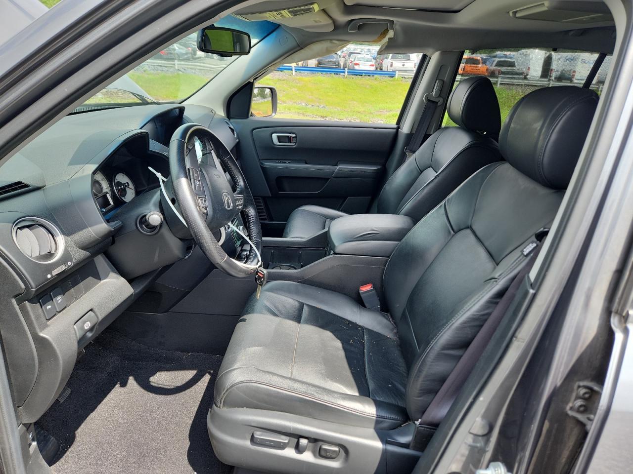 2010 Honda Pilot Touring - Image 7
