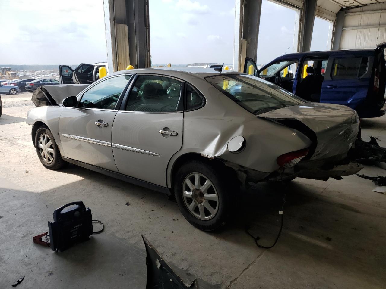 2008 Buick Lacrosse Cx - Фото 2